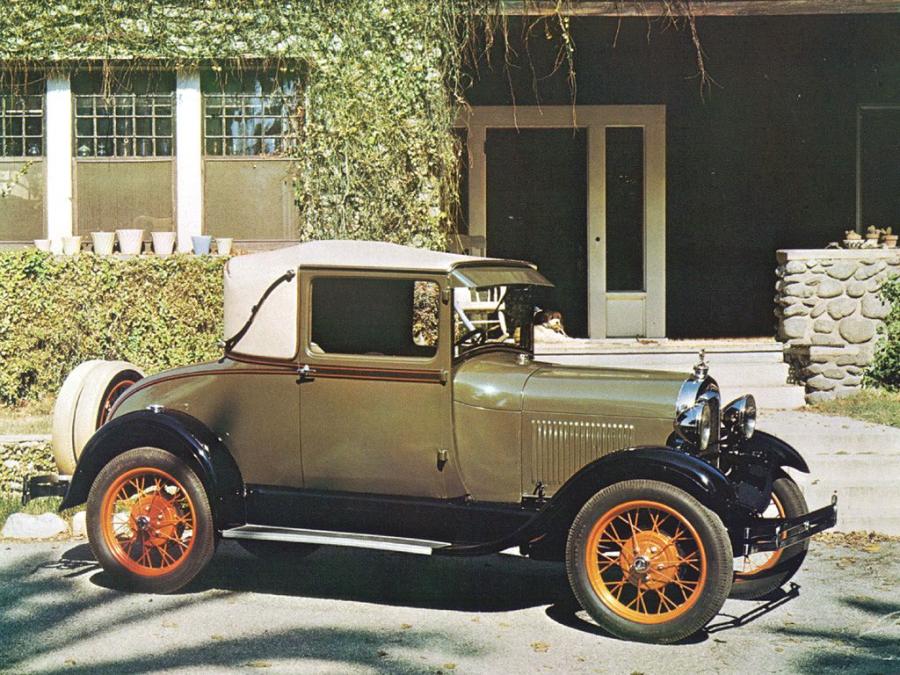  Ford Model A Sport Coupe 1928 года  (фото 2 из 4)